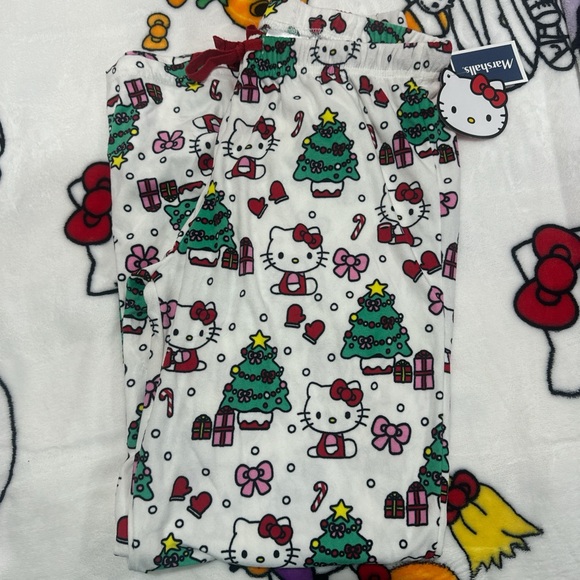 Hello Kitty Christmas pajama pants - Picture 1 of 2